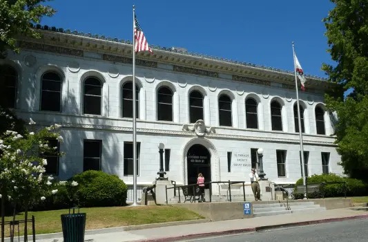 El-Dorado-County-Courthouse